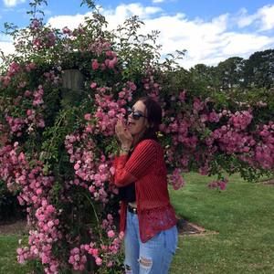 Meet your Posher, Andrea